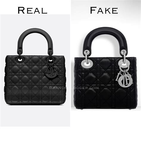 borsa lady dior falsa|lady dior handbags real.